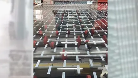 Digital ceramic printed glass (line printing)